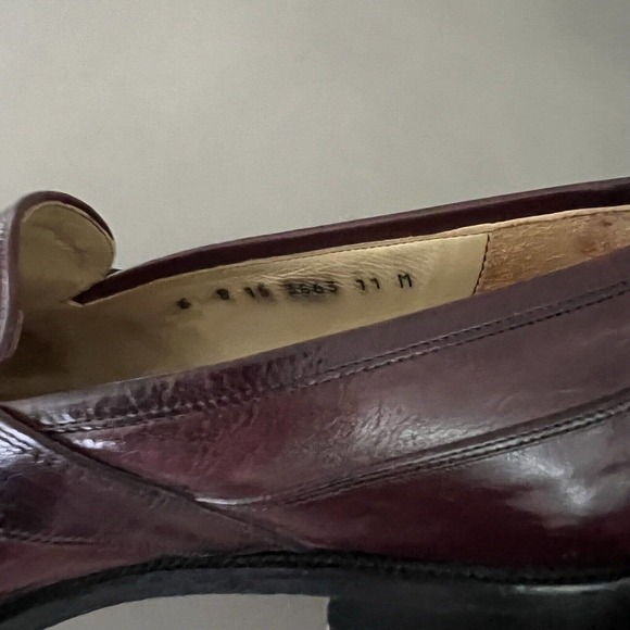 JOHNSTON & MURPHY Made in Italy Cellini Leather Tassel Loafer Cordovan Size 11 - Picture 6 of 7